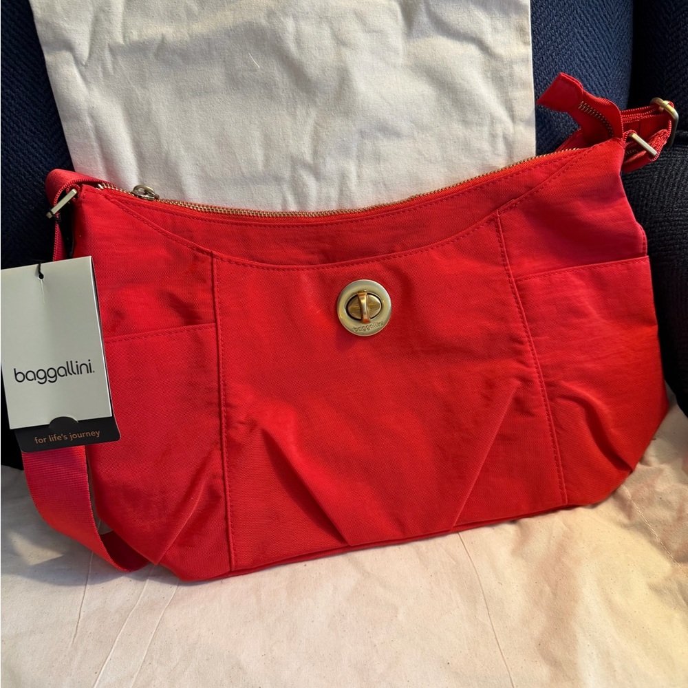 Baggallini Bahia Hobo